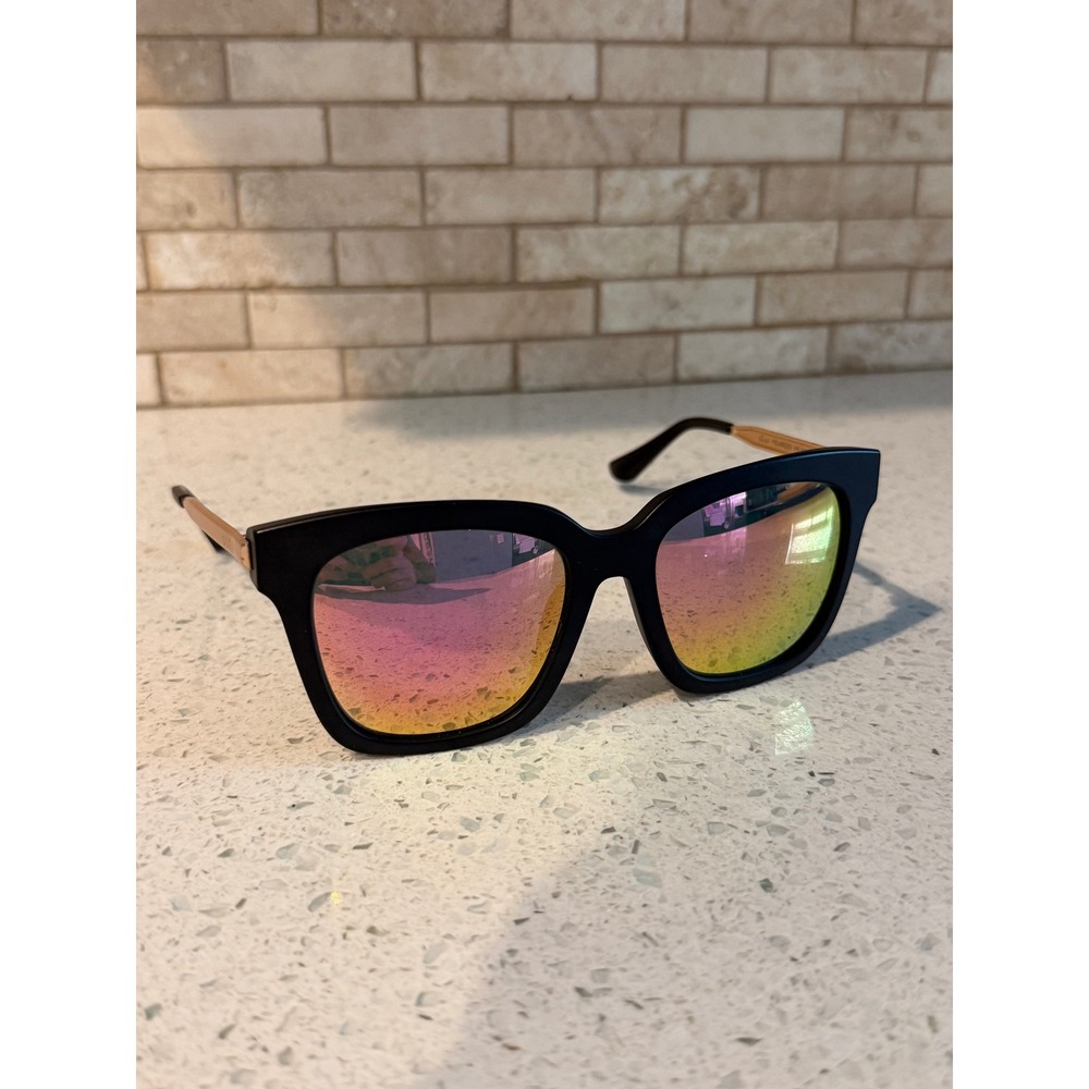 DIFF Eyewear Bella Sunglasses Matte Black Pink Mirror Polarized MB-PK10P
